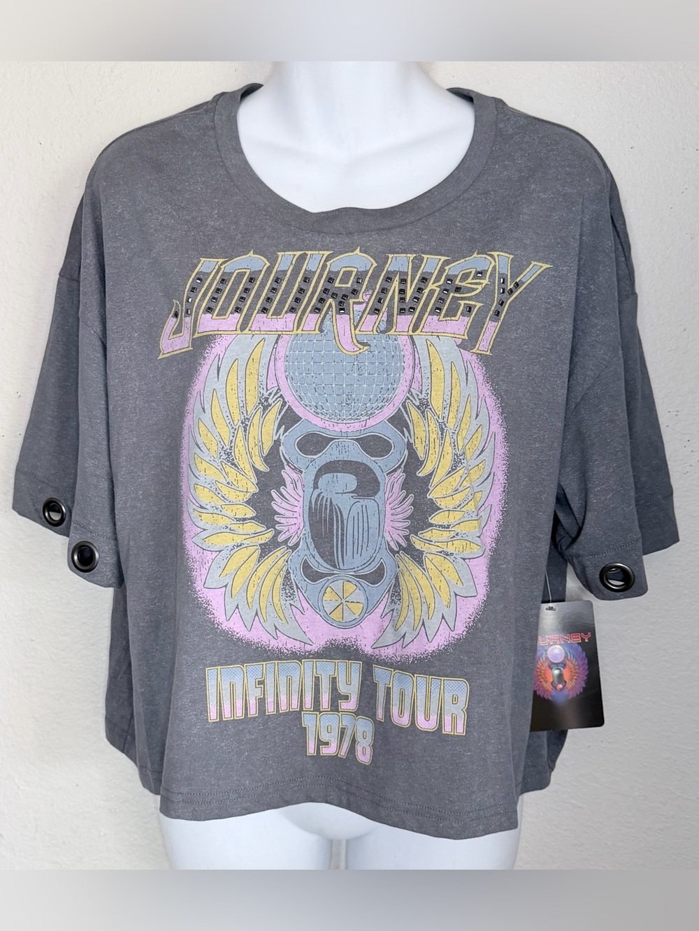 NWT Journey Infinity Tour 1978 gray cropped graphic T-shirt Women Large